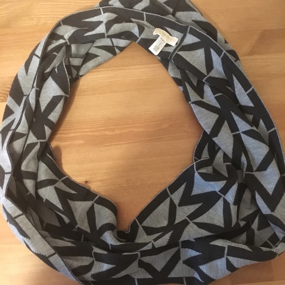 Michael Kors Accessories - MICHAEL KORS Infinity Scarf